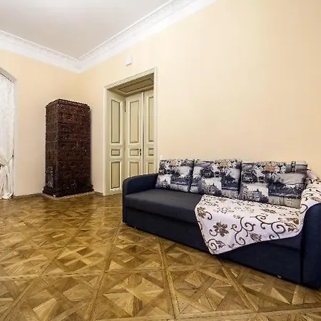 Apartment Leo Vintage 4 Bedroom *