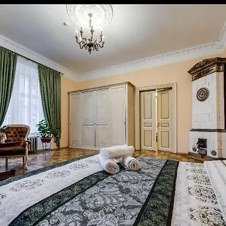 Apartment Leo Vintage 4 Bedroom *